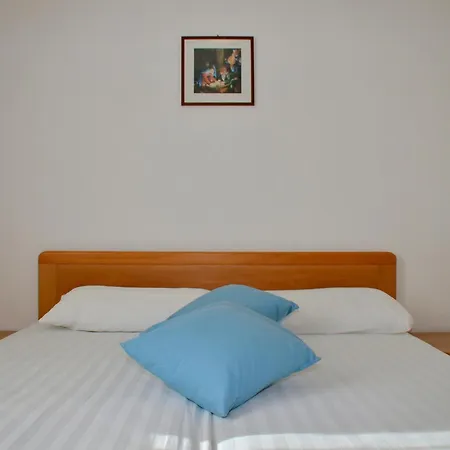 Apartment Bouganville *